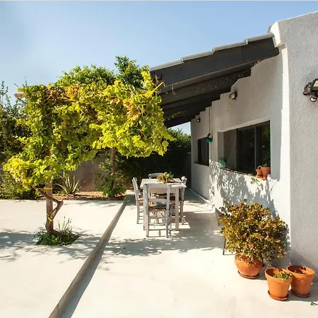 Karteros House 1300meters From The Beach! Σπίτι διακοπών Ηράκλειο Κρήτης